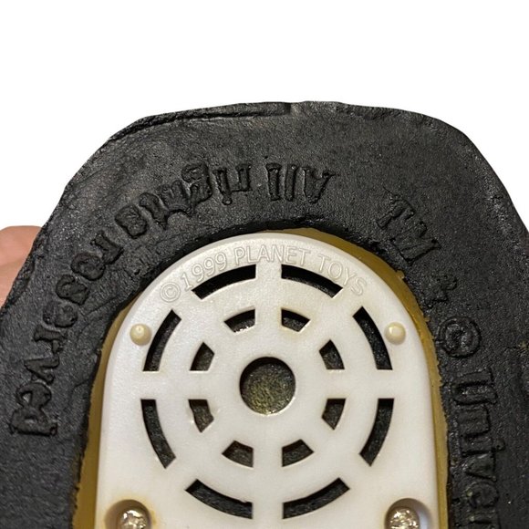 Universal Studios Monsters Head Crusher Dracula Bust 1999 WORKS Vtg - Picture 11 of 11